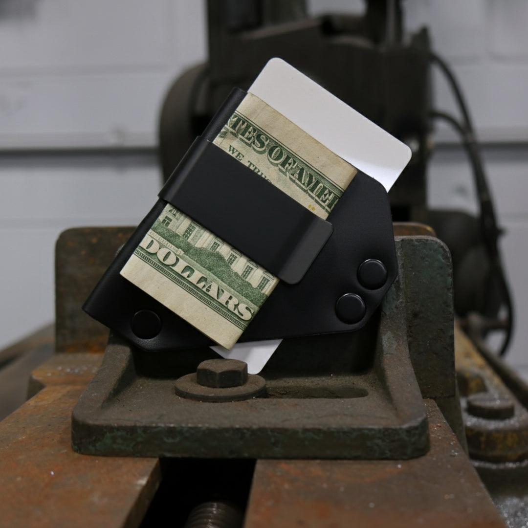 Caliber Clip - Black Leather - Black hardware - EDC