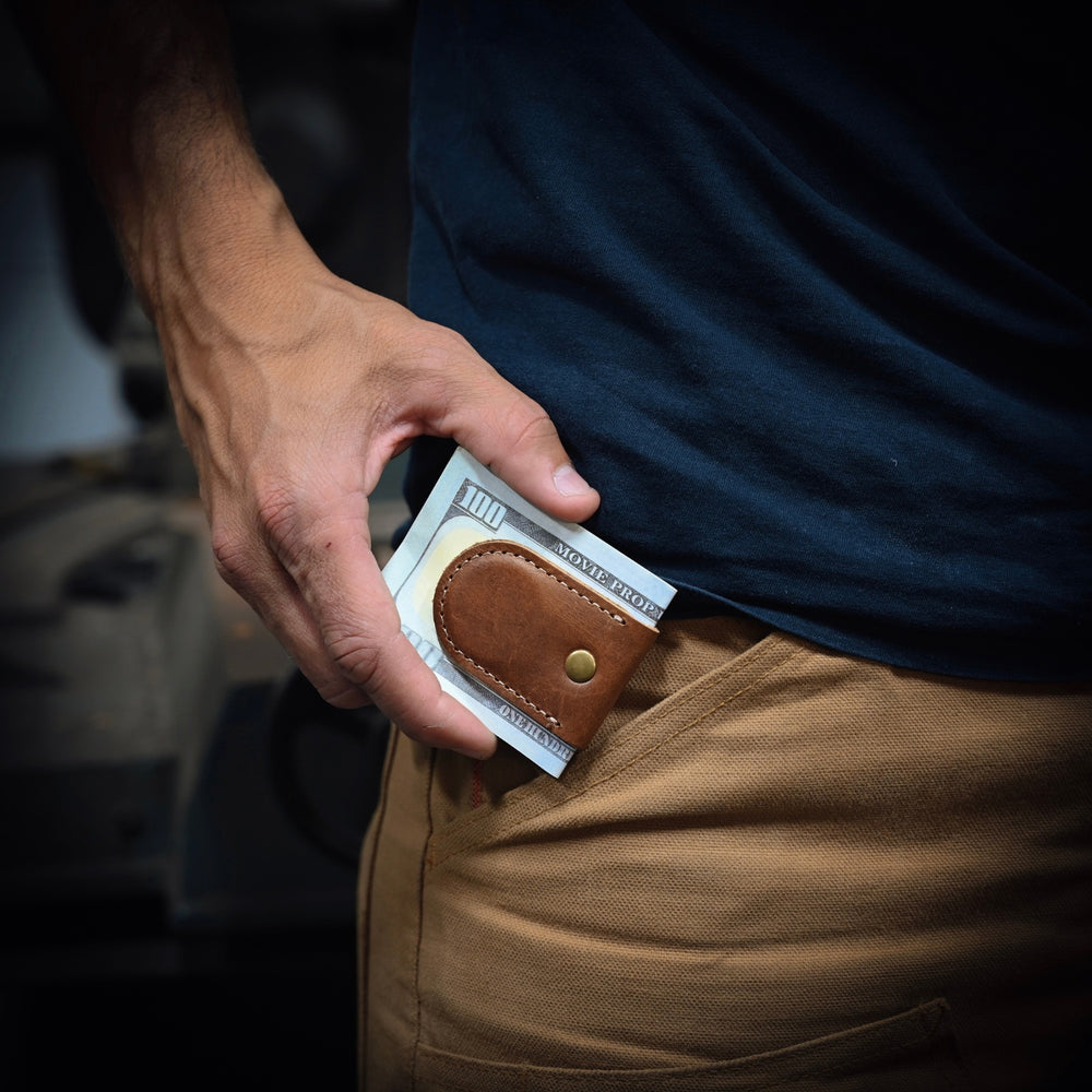 Magnetic Money Clip - Brown - Lifestyle