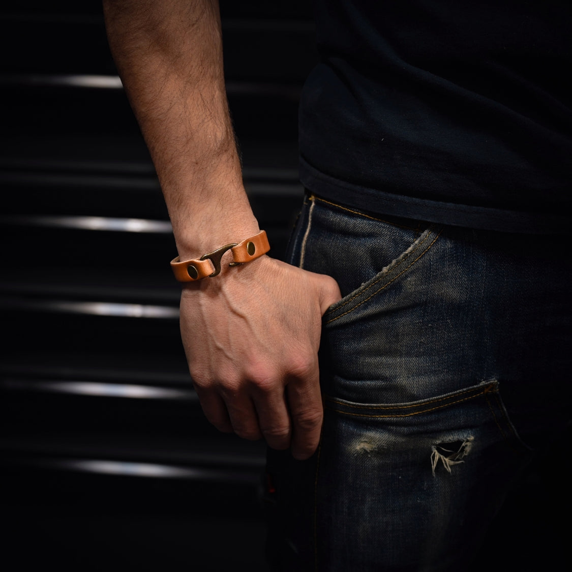 Natural Leather Clasp Bracelet | American Bench Craft