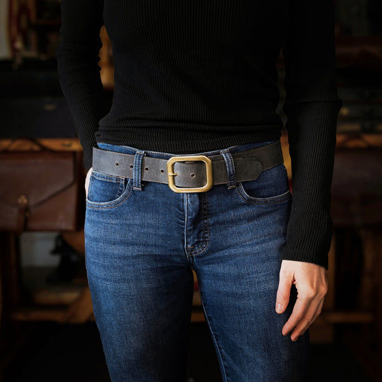 Winona Belt - grey - lifestyle